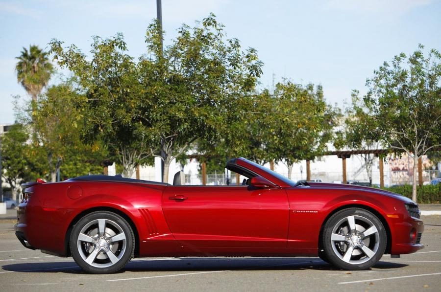  Chevrolet Camaro Convertible 2011 года  (фото 8 из 82)